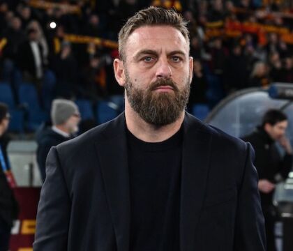 De Rossi: «L’Europa League è un’ultima spiaggia per il Milan, è una squadra costruita per la Champions»