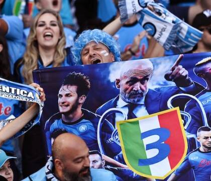 Il film scudetto non lo guarderò, Napoli non si crogioli nella memoria (Zambardino)
