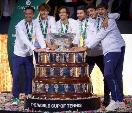 L’effetto Sinner e Coppa Davis: il tennis è il secondo sport più seguito in Italia, dopo il calcio