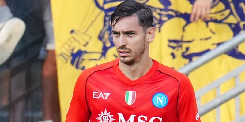 Meret rinnova il contratto con il Napoli: ma il futuro è un rebus