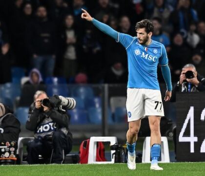 Napoli – Frosinone, azzurri a caccia di tre punti preziosi (LIVE)