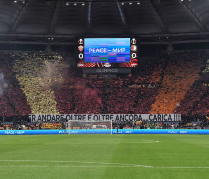 Roma-Lazio, i tifosi della sud denunciano il coro antisemita dei giallorossi (Repubblica)