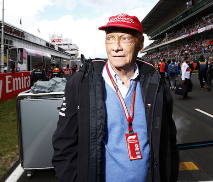 Va all’asta il casco dell’incidente di Niki Lauda al Nürburgring: vale 60mila dollari