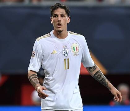 Zaniolo sbaglia, Foden segna. I tifosi dell’Aston Villa: «Tornatene in Italia»
