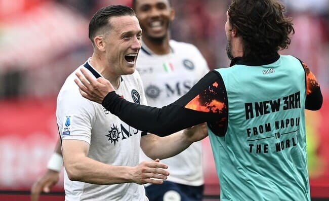 Fiducia a Zielinski: sarà titolare contro il Frosinone. Deciso il tridente d’attacco