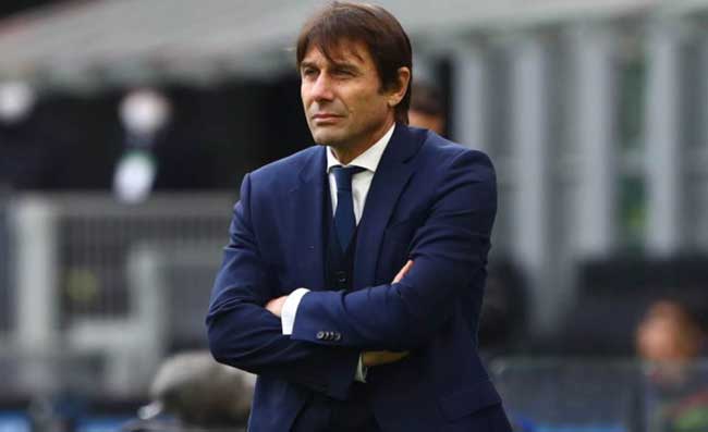 Giordano: “Conte-Napoli, forcing diretto di ADL: quotazioni in aumento. La Juventus…”