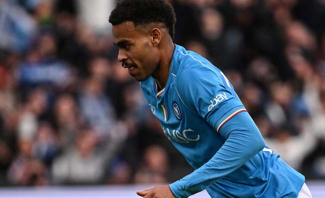 Ngonge-Napoli: De Laurentiis ha deciso il futuro dell’ex Verona