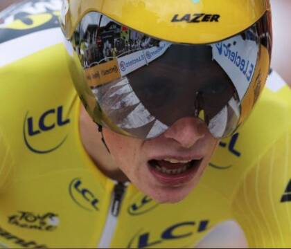 «Il ciclismo è un miracolo permanente, le bici sono mostri tecnologici: il disastro è dietro ogni curva»