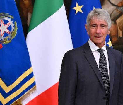 Abodi non indietreggia. “Governo disponibile al dialogo” ma non ci sarà mai una “resa” ai club (Gazzetta)