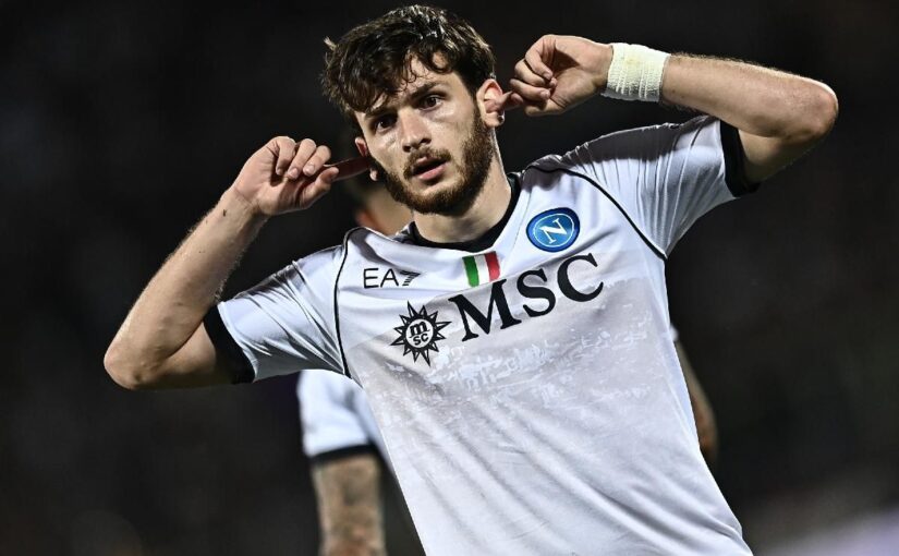 CdS – Rilancio choc Psg per Kvaratkshelia: offerti 110 milioni, la reazione di Conte e De Laurentiis