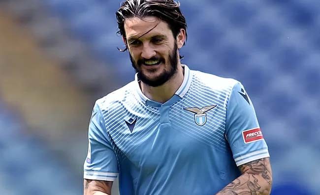 Il Napoli pensa a Luis Alberto per il post Zielinski: scambio con la Lazio?