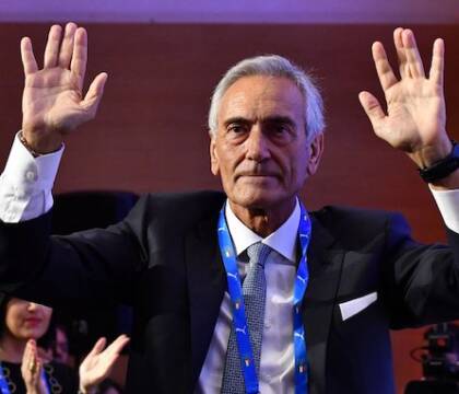 Il calcio italiano è un’industria senza management né controlli, nessun governo potrebbe fare peggio