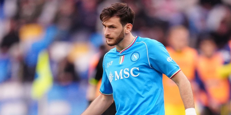 Kvaratskhelia, luci e ombre sul futuro: Psg in pressing