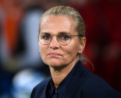 Le donne nel calcio lavorano col senso di colpa della famiglia, perciò in pochissime allenano (Guardian)