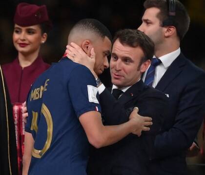 Macron: «Mbappé alle Olimpiadi? Ho esercitato la massima pressione sul suo futuro club» (VIDEO)