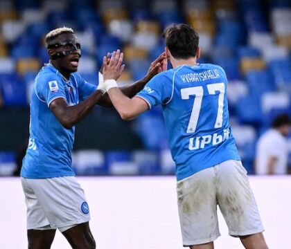 Napoli, la volontà è di vendere Osimhen ma l’unica offerta importante arrivata dal Psg è per Kvara (Sky)