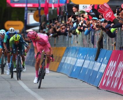 Pogacar sta bullizzando il Giro d’Italia. Ma è il Giro che se l’è cercata (Faz)