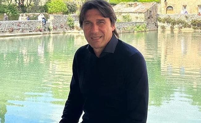 “Conte ha lasciato fuggire una notizia”. Il retroscena: “Ci tiene a farlo sapere ai napoletani”