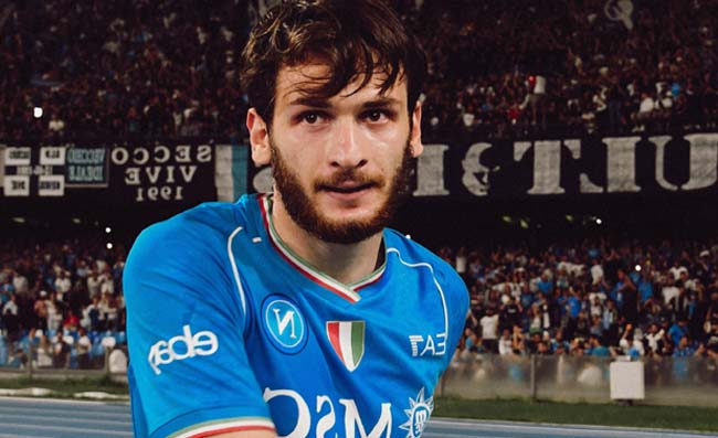 Foschi: “E’ il sogno di De Laurentiis, ma non verrà a Napoli. Cederei tutti, anche Kvara”