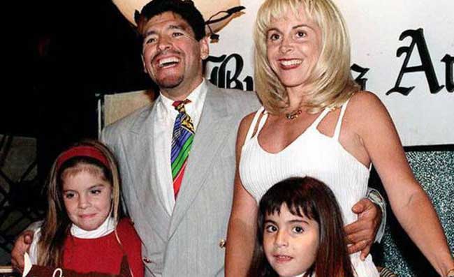 PRIMA PAGINA IL MATTINO – Claudia e i figli di Diego per il museo Maradona: “Fa male il no del Napoli”