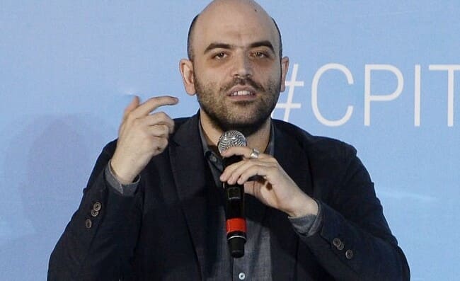 Saviano: “Napoli è la città più desiderata dai turisti nel mondo, ha superato Venezia”