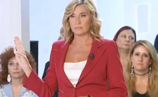 Terremoto Napoli, Myrta Merlino: “Velo pietoso per odiatori vigliacchi che hanno esultato sui social”