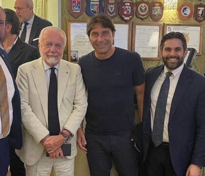 Conte-Napoli, si aspetta solo la firma. La giornata live