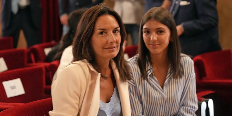 Conte, si emoziona alla presentazione: cosa è successo con moglie e figlia