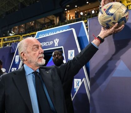 Il CorSport dà ragione a De Laurentiis: “Ripensare la legge Melandri e ridurre il numero di squadre in Serie A”