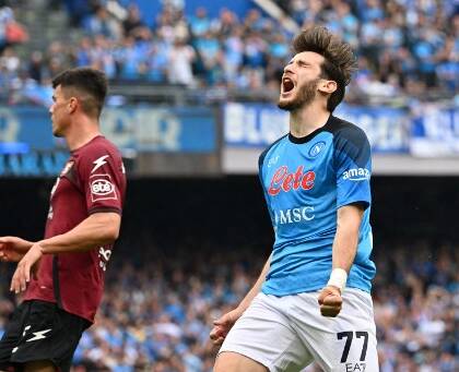 Kvaratskhelia, il Psg si arrende: il georgiano non si muove da Napoli (Gazzetta)