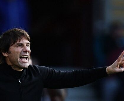 Napoli, Conte firmerà mercoledì ma sta già lavorando con Manna sul mercato (Giordano)