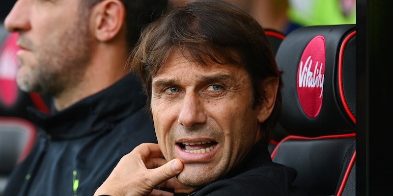 Napoli, ecco quando firma Conte: De Laurentiis è in Italia