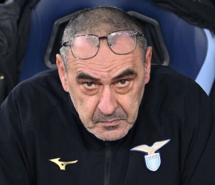 Sarri: «Il Napoli dovrà stravolgere il proprio modo di giocare, Conte è veloce in queste situazioni»