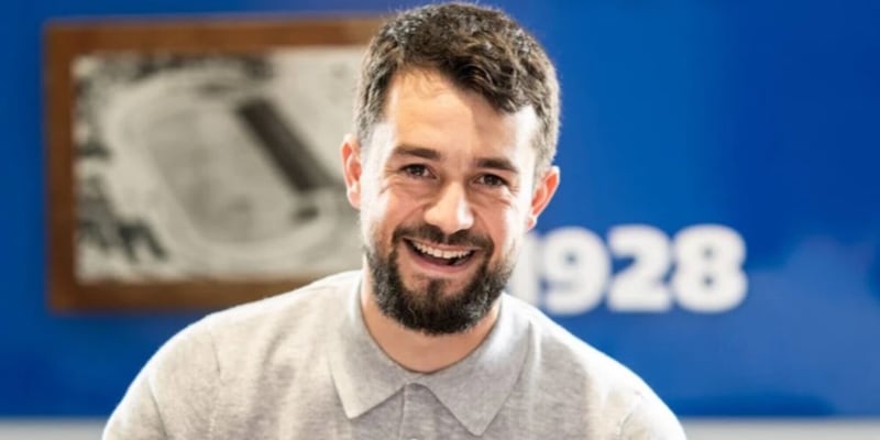 Napoli, l’ex Younes torna in Europa: ufficiale la firma con lo Schalke 04