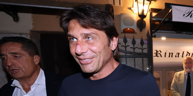 Retroscena Napoli: Conte tra cena, Italia, depistaggi e l’intesa fino al 2027