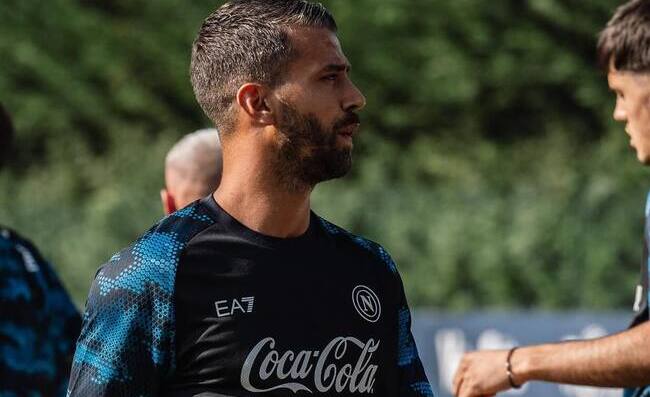 Allenamento Dimaro, prove di difesa a 5: Conte testa nuovi schemi