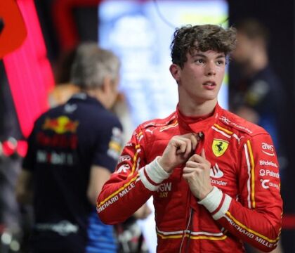 Bearman: «Voglio il mondiale con la Ferrari. I test mentali? Credo di essere abbastanza intelligente»