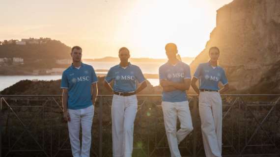 Ecco la nuova maglia! Clip spettacolare per la presentazione col logo rivisitato: i dettagli