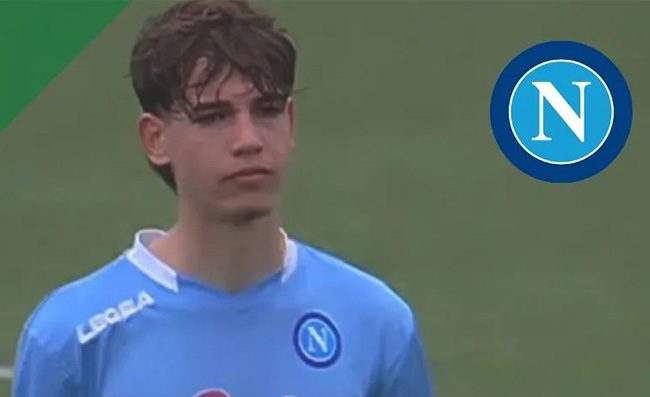Il Napoli blinda Garofalo: primo contratto da professionista per il difensore
