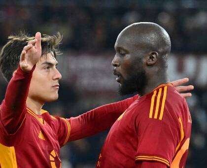 Lukaku, non si chiude se prima non si vende Osimhen. E il Milan aspetta per inserirsi (Gazzetta)