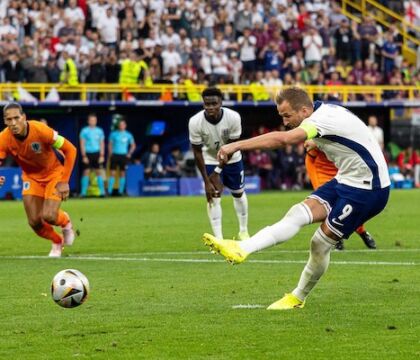 L’Inghilterra torna in finale: un gol al 91esimo evita lo strazio dei supplementari