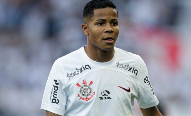 Dal Brasile: “Il Napoli ha offerto 20 milioni per Wesley, irrompe Cafu”