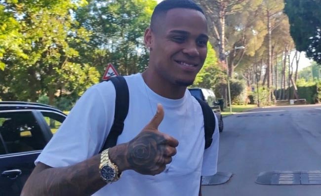 Natan è tornato a Napoli, il brasiliano pubblica un’immagine molto suggestiva (FOTO)