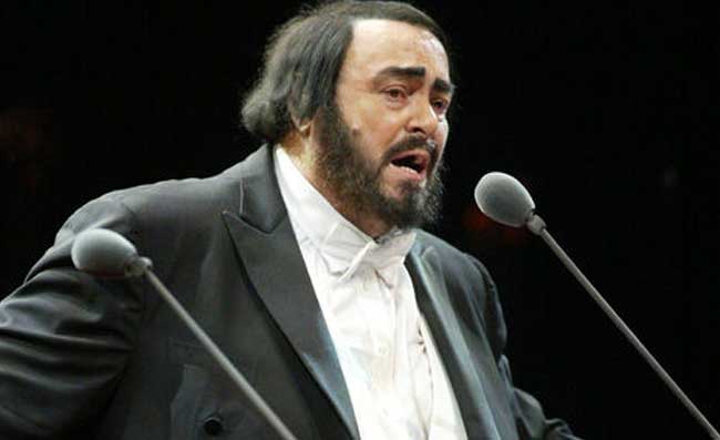 Pavarotti: “Ci guardiamo la partita”. Sapete di quale squadra? Red Ronnie: “Ci restò male”