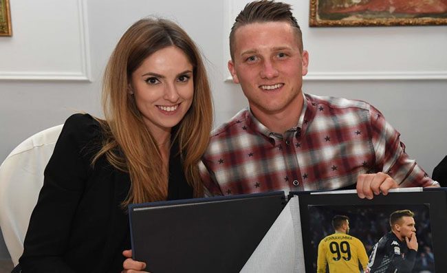 Zielinski è un nuovo calciatore dell’Inter: depositato ufficialmente il contratto