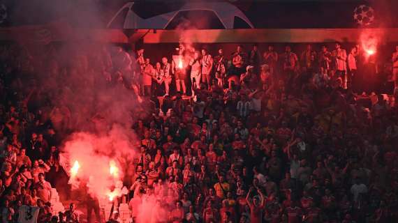 Benfica ko col Famalicao, tifosi insorgono: “E state vendendo pure Neres, incompetenti!”