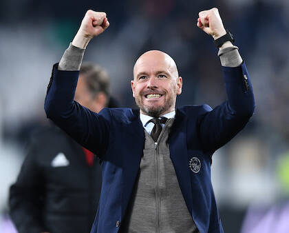Con De Ligt e Mazraoui sono cinque gli ex Ajax allo United. Lo sfottò degli olandesi: “Manchester è rossa”
