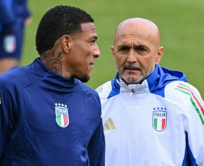 Folorunsho è un mistero, in otto giorni è passato dalla foto-rinnovo con De Laurentiis all’addio