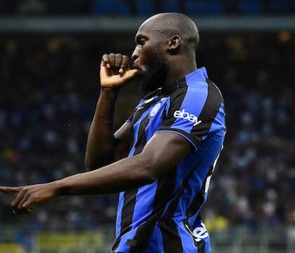 Il Napoli vuole subito Lukaku per accontentare Conte e a prescindere da Osimhen: lo valuta 25 milioni (Sky)