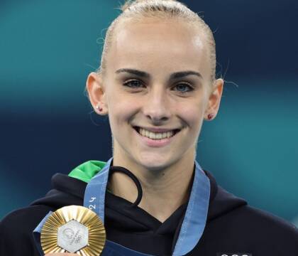 Le medaglie olimpiche sono patacche: nemmeno una settimana e scoloriscono